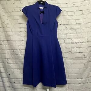 TRIINA TURK - Purple V-Neck Sheath Dress